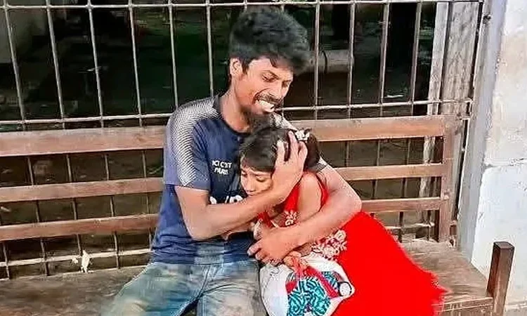 নরসিংদীতে ট্রেনের ধাক্কায় মা-ছেলের মৃত্যু