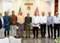 প্রধানমন্ত্রীর সাথে বৈঠক করেছেন সম্পাদক পরিষদের নেতৃবৃন্দ