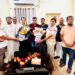 খুলনা প্রেসক্লাবের নির্বাচিত কমিটিকে ফুল দিয়ে শুভেচ্ছা জানান ডুমুরিয়া ইটভাটা মালিক সমিতি