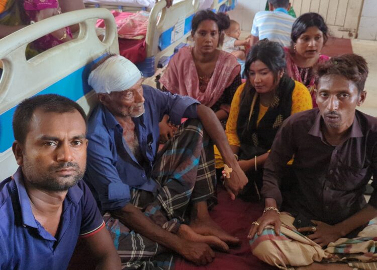 মোংলায় প্রতিপক্ষের হামলায় সংখ্যালঘু পরিবারের ৭ সদস্য আহত