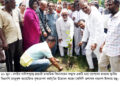 খুলনার খালিশপুরে ডিভাইডারে বৃক্ষরোপণের উদ্বোধন করেন কেসিসি প্রশাসক