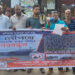 ডাকাতি ও চাঁদাবাজি বন্ধের দাবীতে মোংলায় নৌযান শ্রমিক-কর্মচারীদের মানববন্ধন