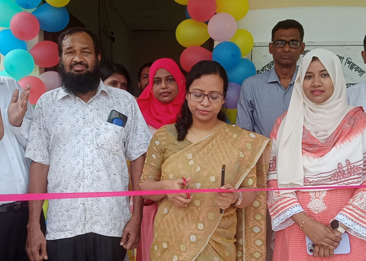 মোল্লাহাটে ফল মেলার উদ্বোধন, নিরাপদ ফল চাষে গুরুত্বারোপ
