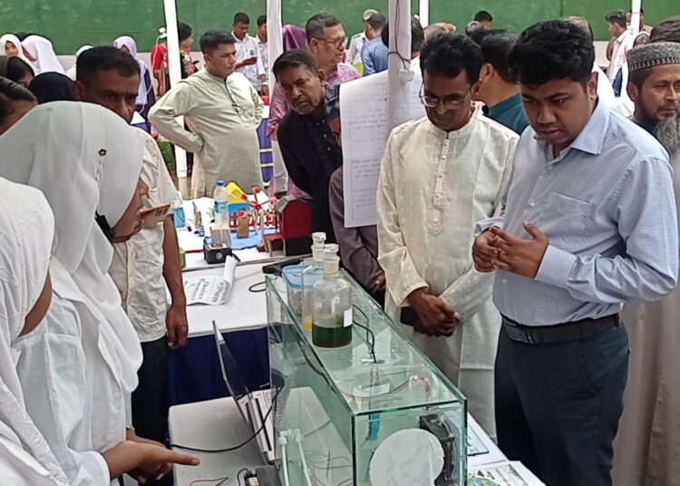 সাতক্ষীরায় স্টাটআপ বিজ্ঞান প্রকল্প ও উদ্ভাবনী ধারনা প্রদর্শনী