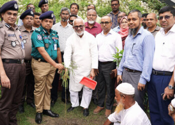 একজন নারী স্বাবলম্বী হওয়ার অর্থ হচ্ছে একটি পরিবারের সুরক্ষিত হওয়া – সিটি প্রশাসক