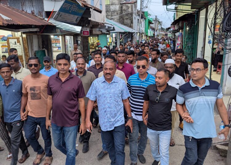 আওয়ামী লীগের ঝটিকা কার্যক্রম প্রতিহত করতে মোংলায় বিএনপির মিছিল